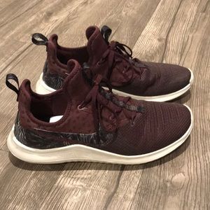 Like new Nike training shoes